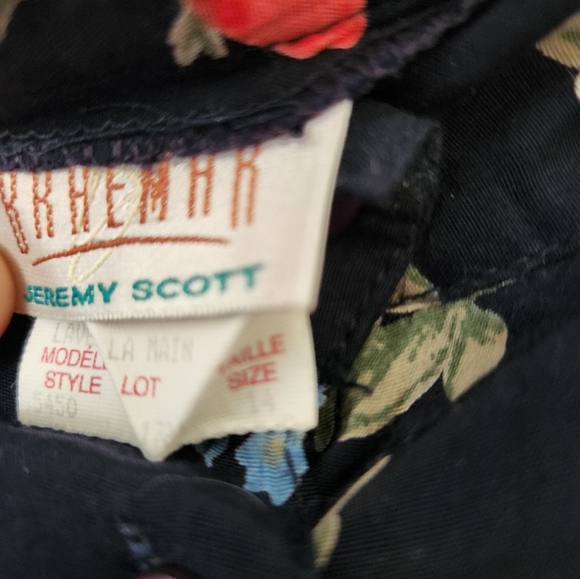 Vintage Button Front Floral Skirt Size 14, (fits like modern medium.) - Picture 5 of 5